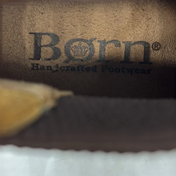 Born Women's Brown Suede Ankle Boots Size 7 MCA8422C - Picture 6 of 6